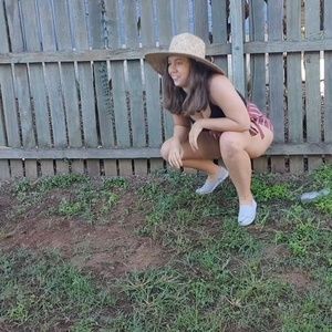 Meet your Posher, Carmen